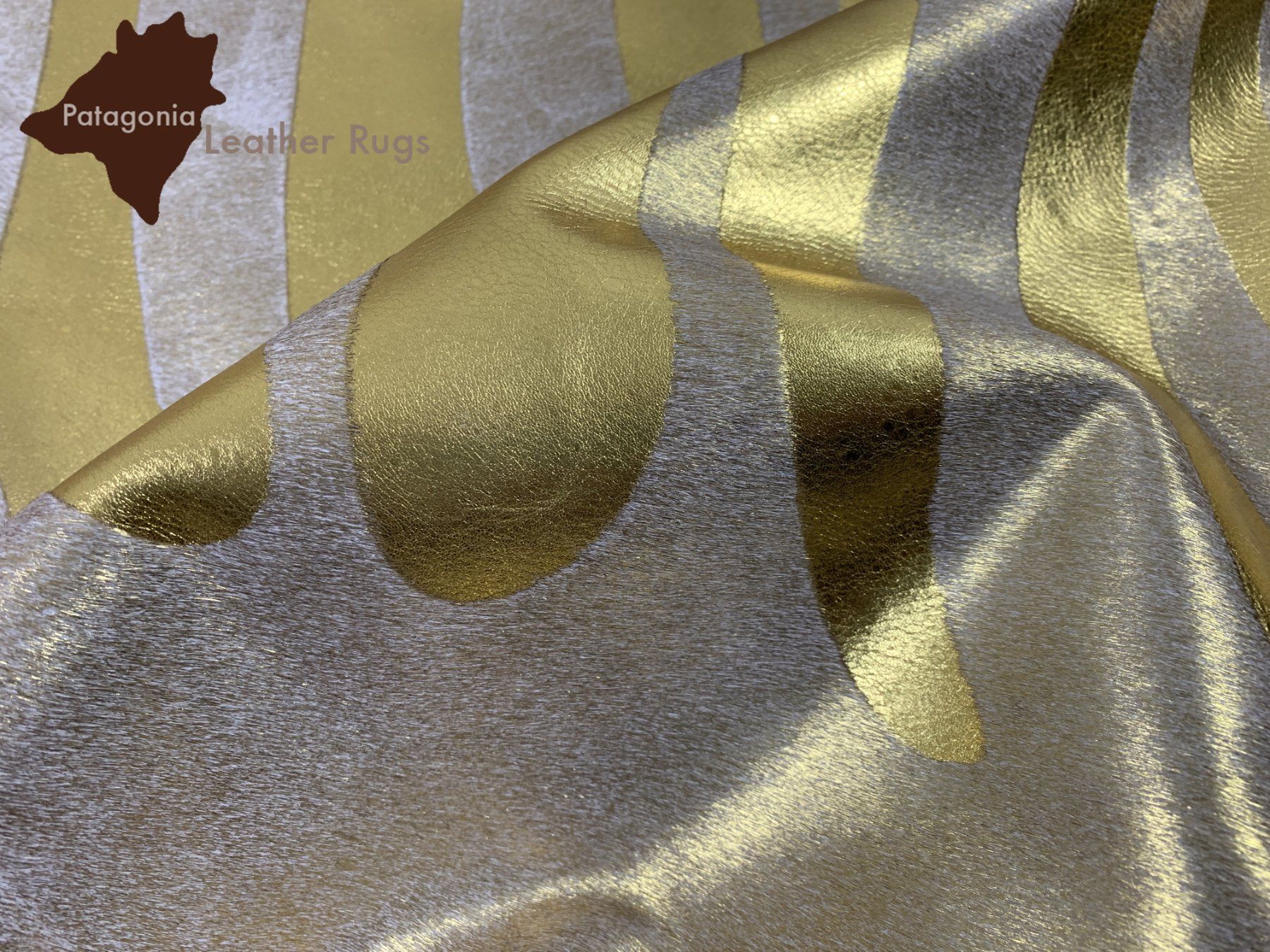 Tappeti: Kuhfell Teppich Zebra Gold Metal – Nuovo e nell'imballaggio originale da Arbedo venduto da patagonialeatherrugs 2