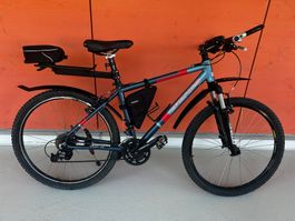 Mountainbike Cronics blau mit Zubehör, Zustand gebraucht