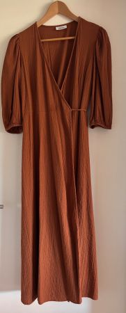 Minimum Denmark Wickelkleid braun 38 Neu!