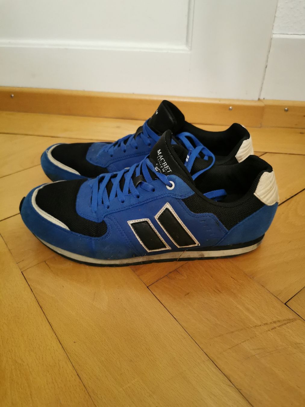Chaussures hommes: Sneaker Macbeth – D'occasion à Bern par Libre_raria