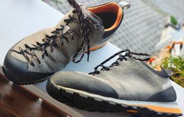 Dolomite GoreTex Gr.45 / 10,5 Freizeit- Wanderschuhe 
