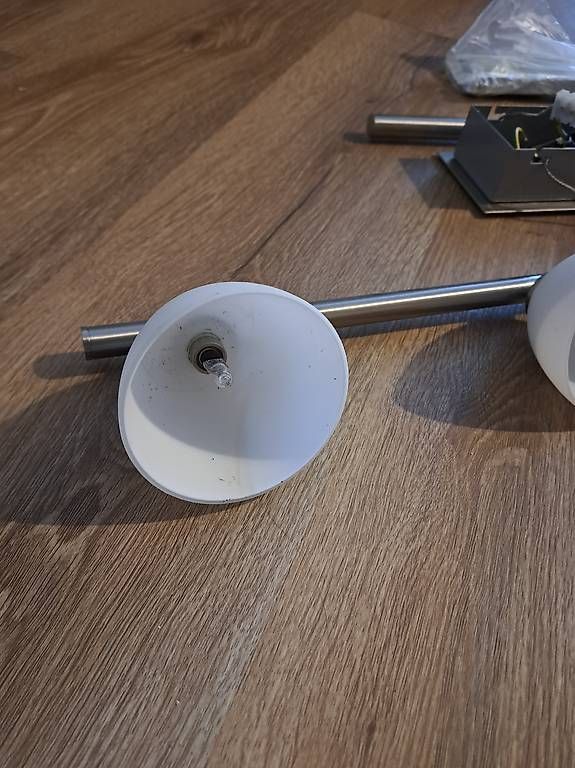 Lampadari & plafoniere: Höhenverstellbare Hänge/Pendelleuchte – Usato da Uhwiesen venduto da Marthalen02 2