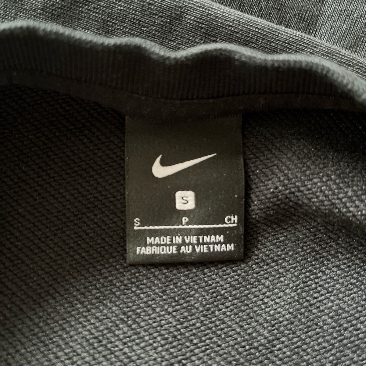 Nike Maglioni & Felpe: Nike sweatshirt in black, size S, hardly ever worn – Nuovo (secondo la descrizione) da Zürich venduto da lea_6dzj 2