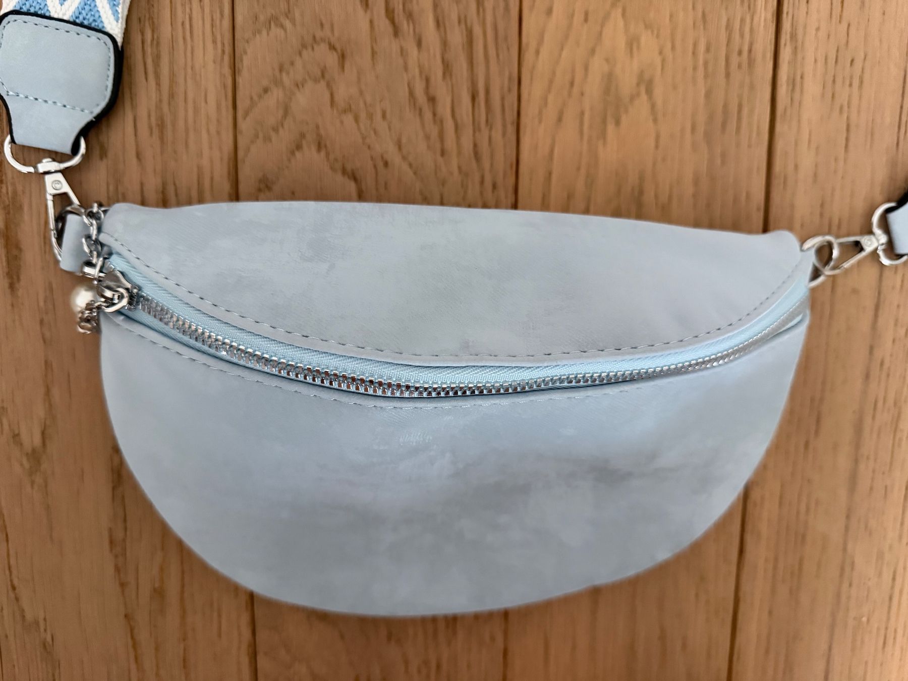 Borse da donna: Bauchtasche – Nuovo (secondo la descrizione) da Wiesendangen venduto da gefion99 2