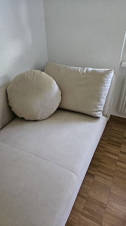 Divani: Recamiere / kleines hübsches Sofa – Usato da Lausen venduto da Miinalina 3