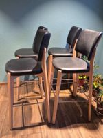 4 Barhocker Holz mit schwarzem Bezug guter Zustand