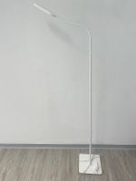 Stehlampe