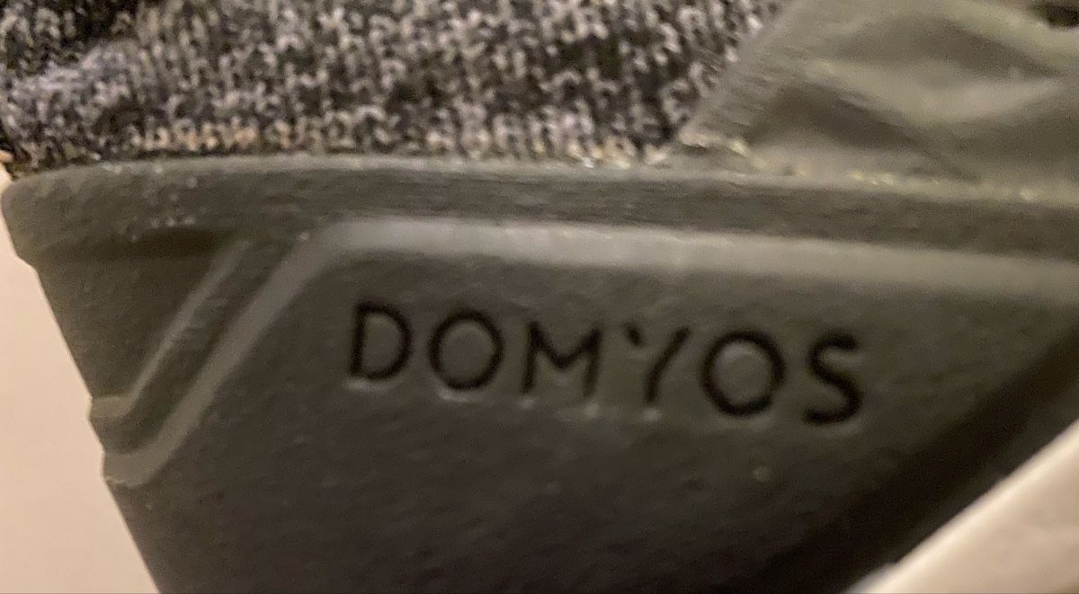 Scarpe da uomo: Domys Gym Schuhe, Grösse 36 – Usato da Prez-vers-Noréaz venduto da Onicolet11 2