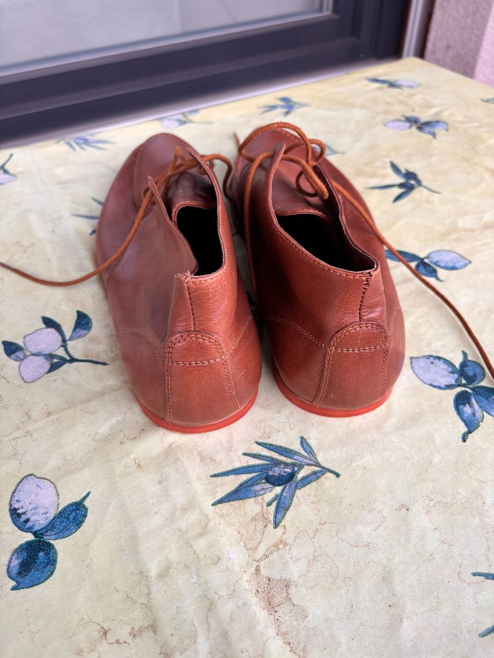 Scarpe da uomo: Derbies homme, taille 45 – Usato da Prilly venduto da Ezareth 1