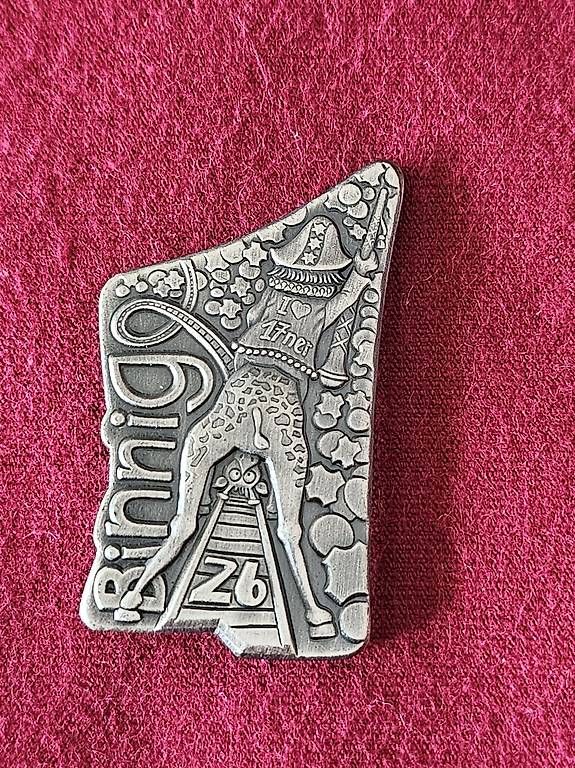 Placchette & Badge: Binninger Fasnachts Blaggedde Plakette 2026 – Usato da Binningen venduto da Oberpfeiffe