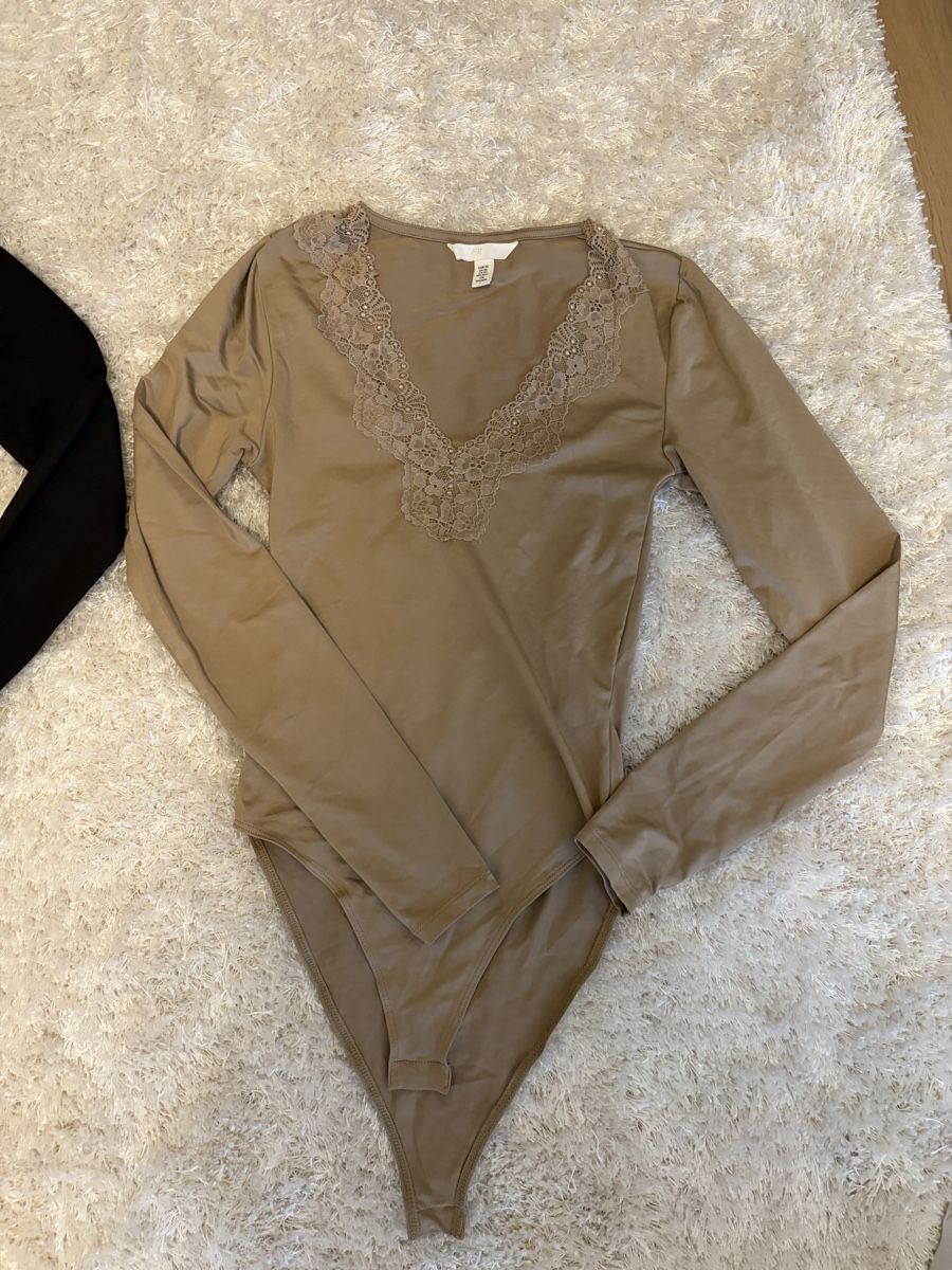 H&M Lotti di vestiti: Body-Set Spitze H&M – Usato da Lenzburg venduto da lejlaim. 3