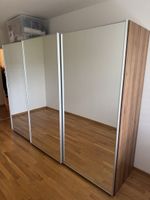 Schwebetürenschrank mit Spiegel H 2.0m B 2.70m T 0.65m