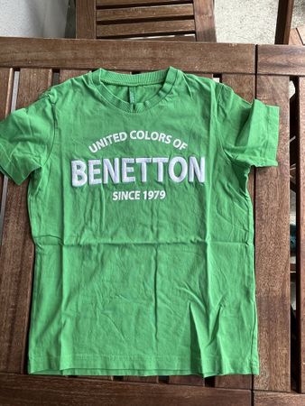 Benetton T-Shirt 130 grün neu & originalverpackt!
