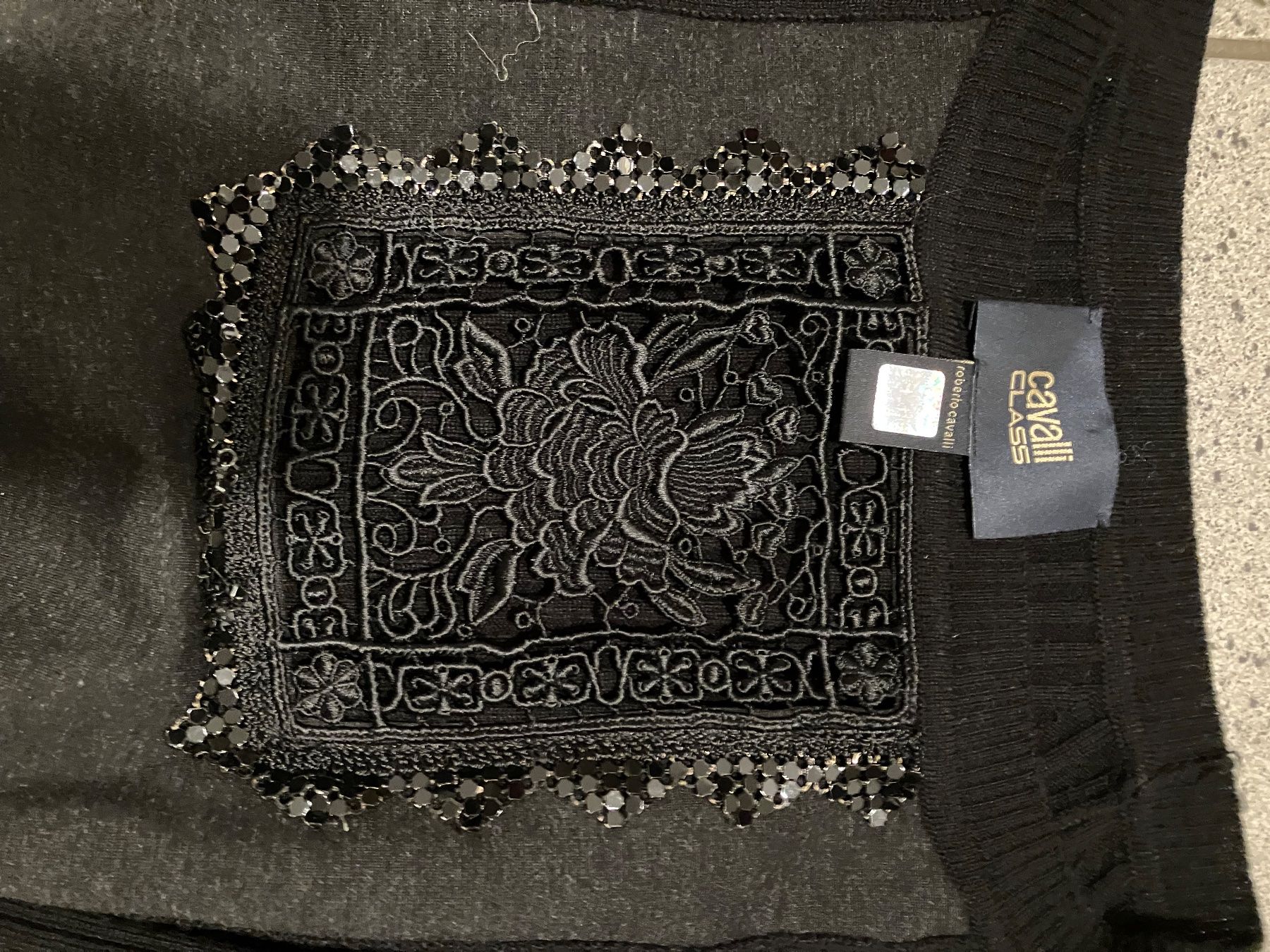 Roberto Cavalli Maglioni & Felpe: Cavalli Class Pullover, Gr. S, schwarz, Top Zustand! – Nuovo (secondo la descrizione) da Grenchen venduto da LILO123