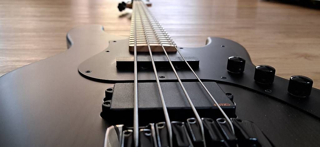 Instruments de musique: FGN mighty jazz [dark evolution] – D'occasion à Unterseen par P4R 3