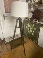 Vintage Stehlampe mit grossem Lampenschirm - Top Zustand