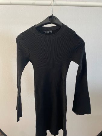 Schwarzes Strickkleid Gr. XS - Stradivarius