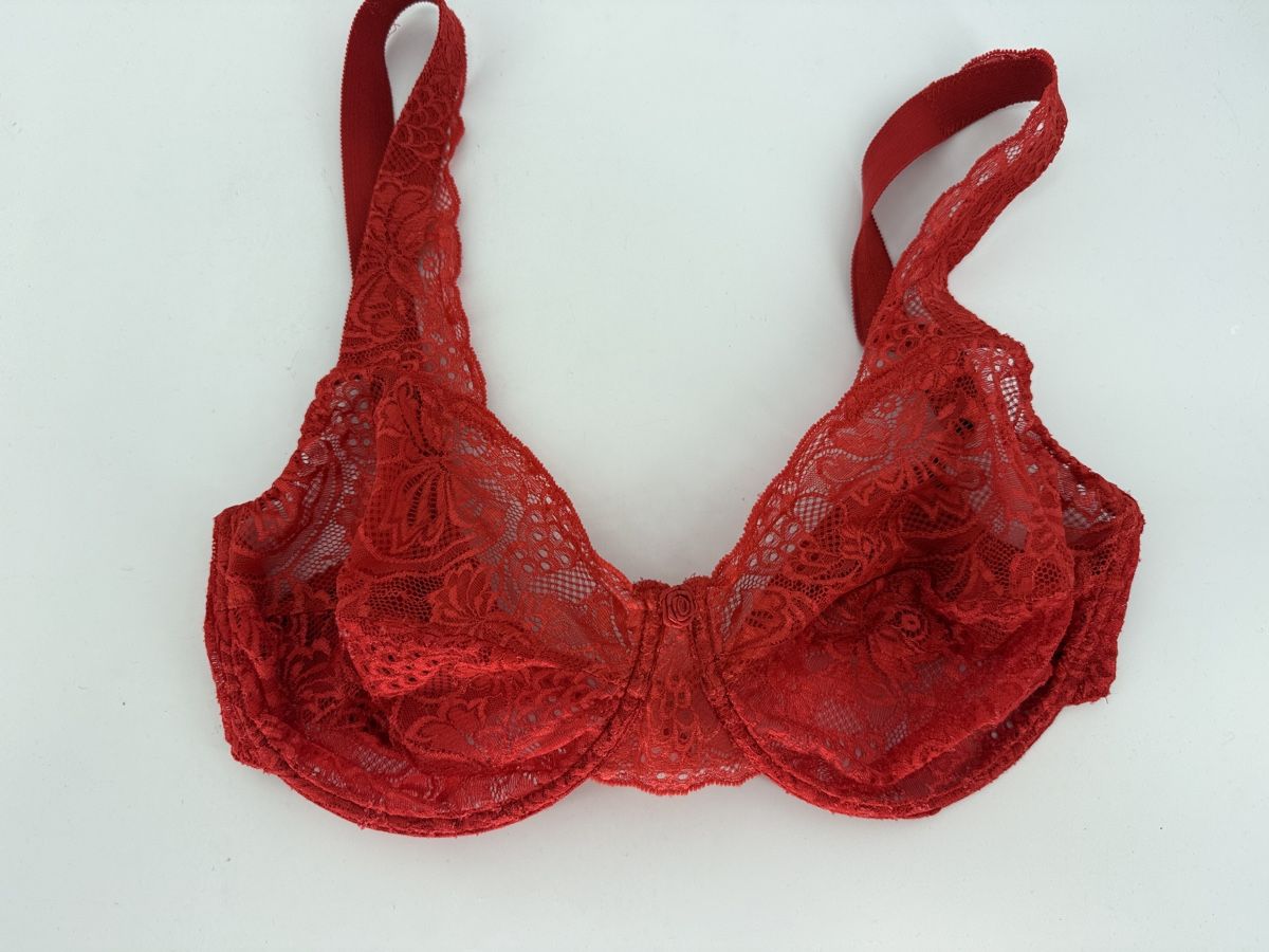 Altra biancheria intima: BH mit Spitze Gr. 90D von Ulla – Usato da Auenstein venduto da moin.