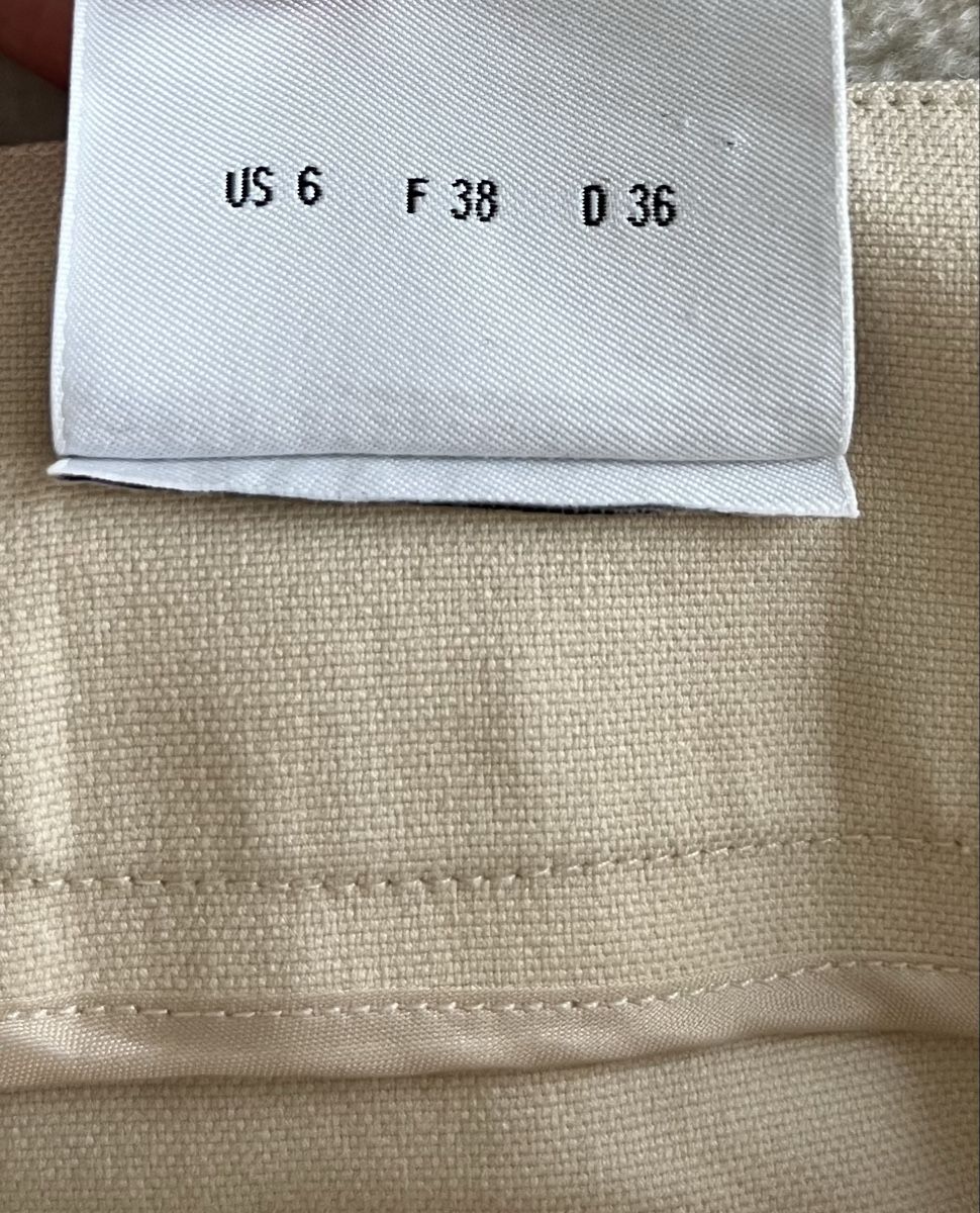 Akris Jupes: Rock Akris beige  – Neuf (Voir description) à Uster par Family_Boutique 4