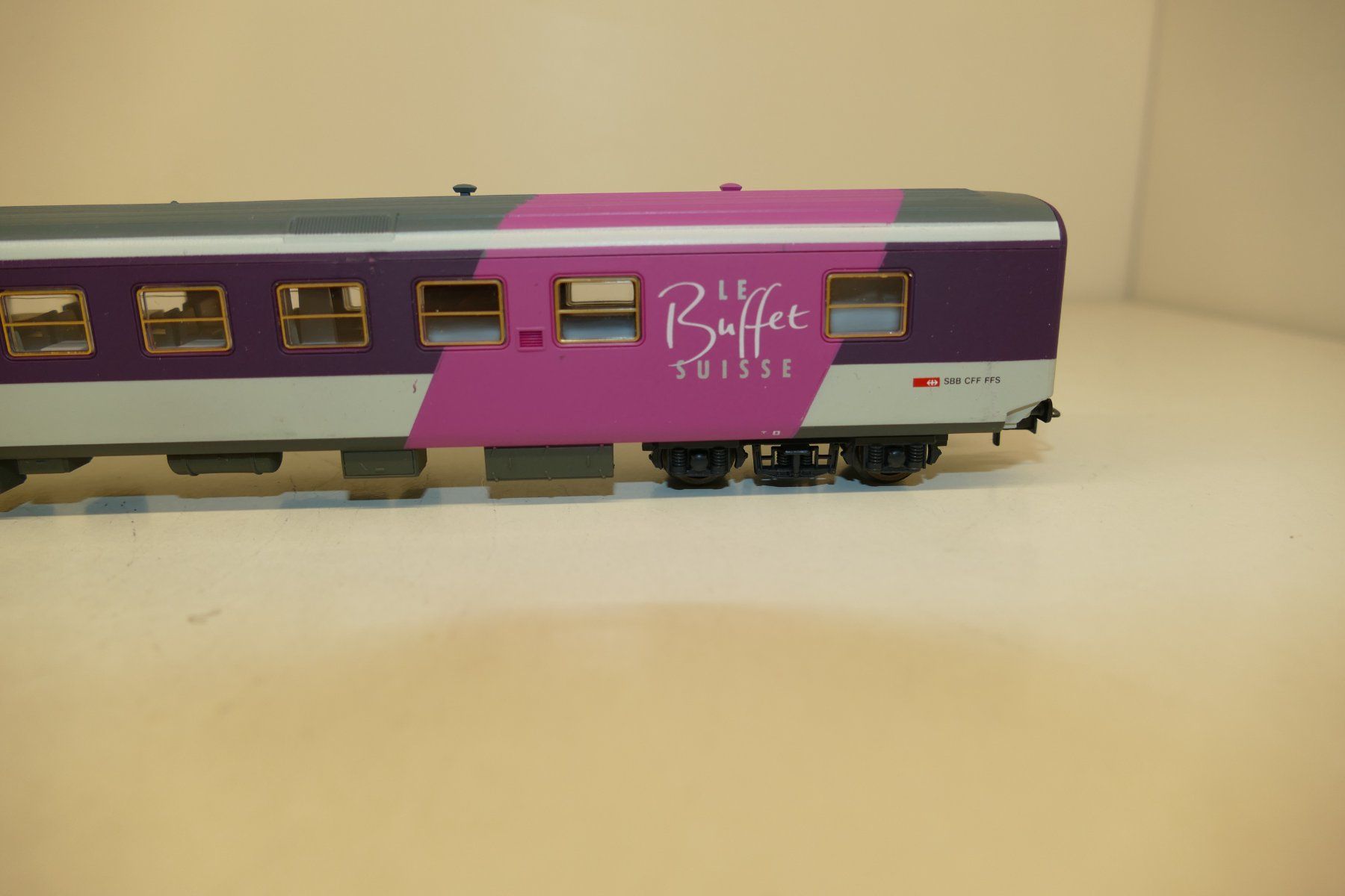 Lima Modellini di ferrovie: Lima H0: SBB Restaurant Wagen Calanda Land – Nuovo (secondo la descrizione) da Niederhasli venduto da Flash32 3
