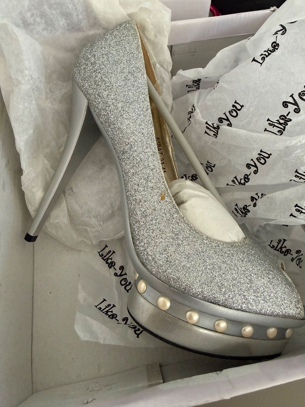 Scarpe da donna: Glitzernde High Heels Peep Toe, Silber, Grösse 41 – Difettoso da Eschenbach SG venduto da Peachick 2