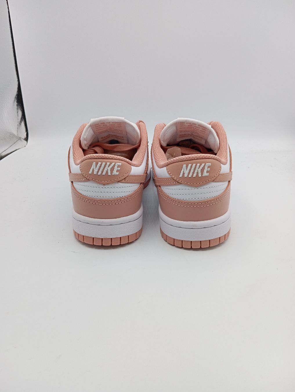 Nike Scarpe da donna: Nike Dunk Low "Rose Whisper" (EU37.5) – Nuovo e nell'imballaggio originale da Schaffhausen venduto da outlez 3