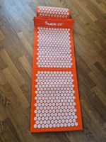 MOVEIT accupressure mat & pillow set in orange