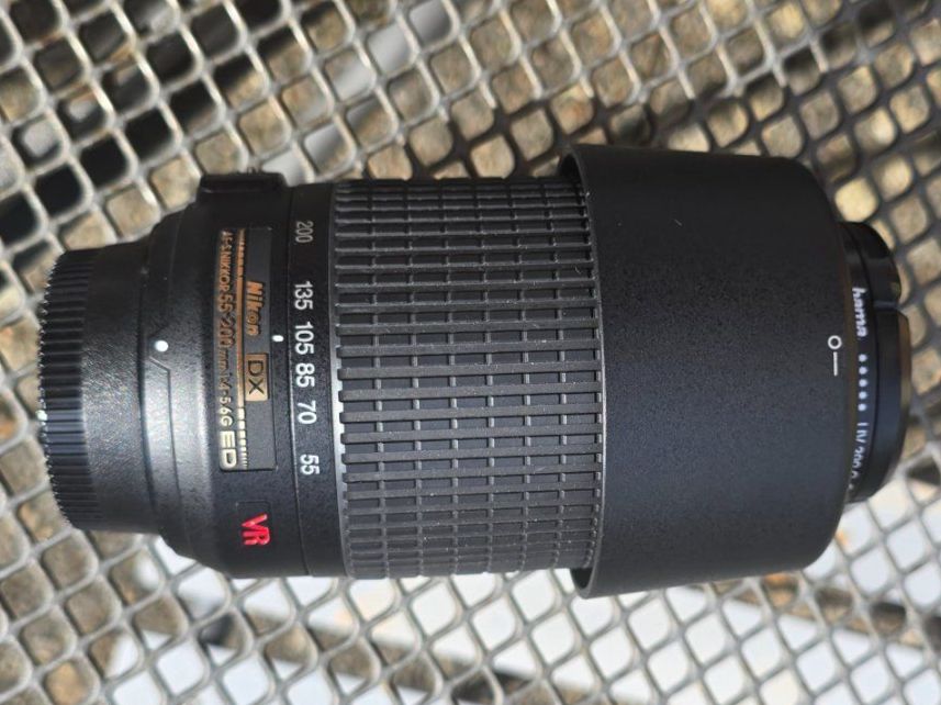 Nikon Fotocamera: Nixon D5000 avec objectify et sacoche – Usato da Yverdon-les-Bains venduto da LOL1CH 1