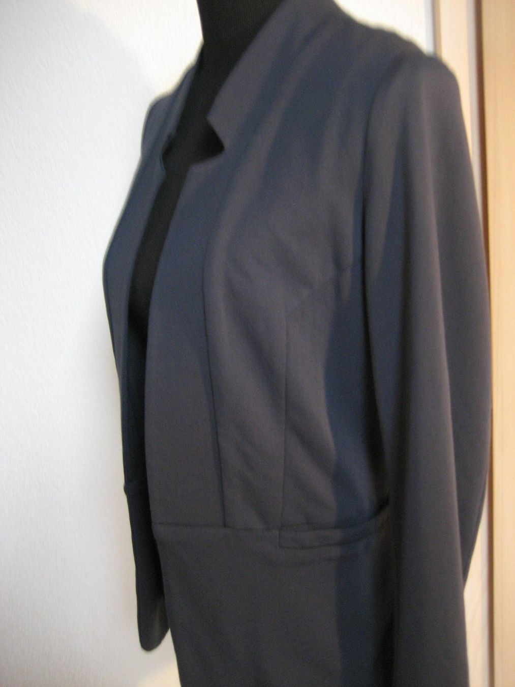 Manila Grace Giacche: Veste stretch Manila Grace taille M – Nuovo (secondo la descrizione) da Delémont venduto da marryb 3