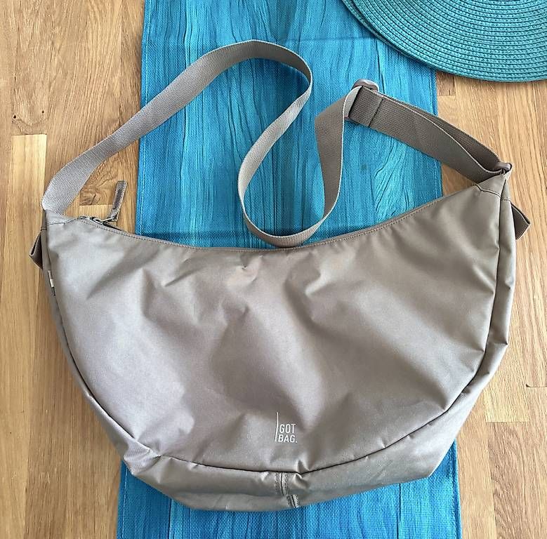 Borse: GOT BAG MOON CROSSBODY BAG "M" beige – Nuovo (secondo la descrizione) da Ittigen venduto da Melaleuca77