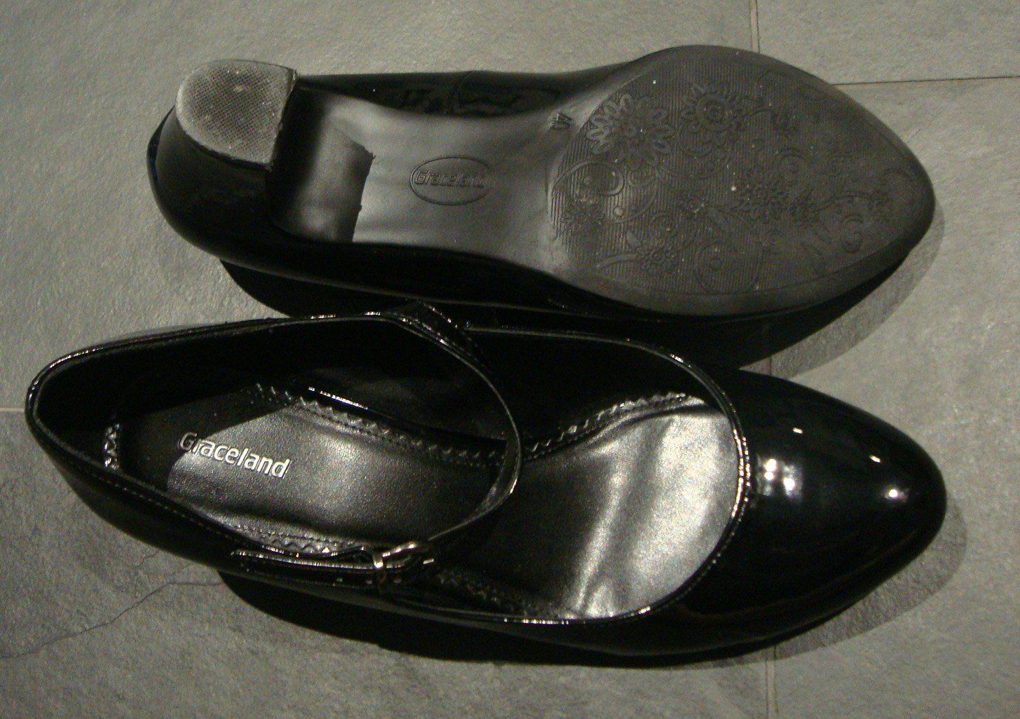 Graceland Scarpe da donna: ++ Pumps ++ schwarz ++ Gr. 40 ++ NEU ++ – Nuovo (secondo la descrizione) da Chur venduto da aladin_04 1