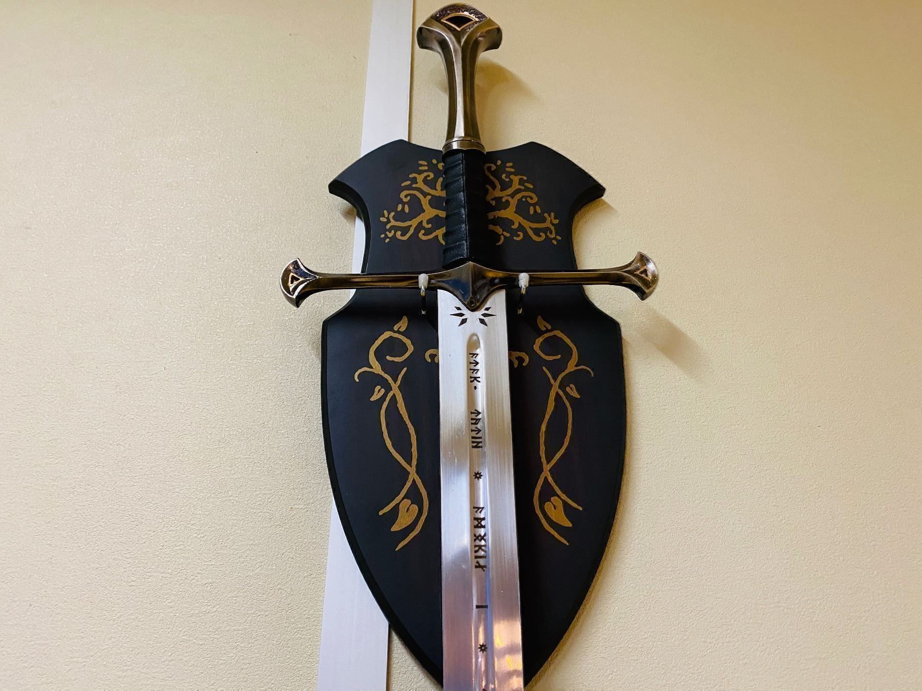 Altre raccolte & rarità: Der Herr der Ringe Schwert Messer 125cm NEU – Nuovo e nell'imballaggio originale da Bergdietikon venduto da shopAgent 6