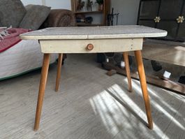 Beistelltisch Vintage Holz mit Schublade akzeptabel