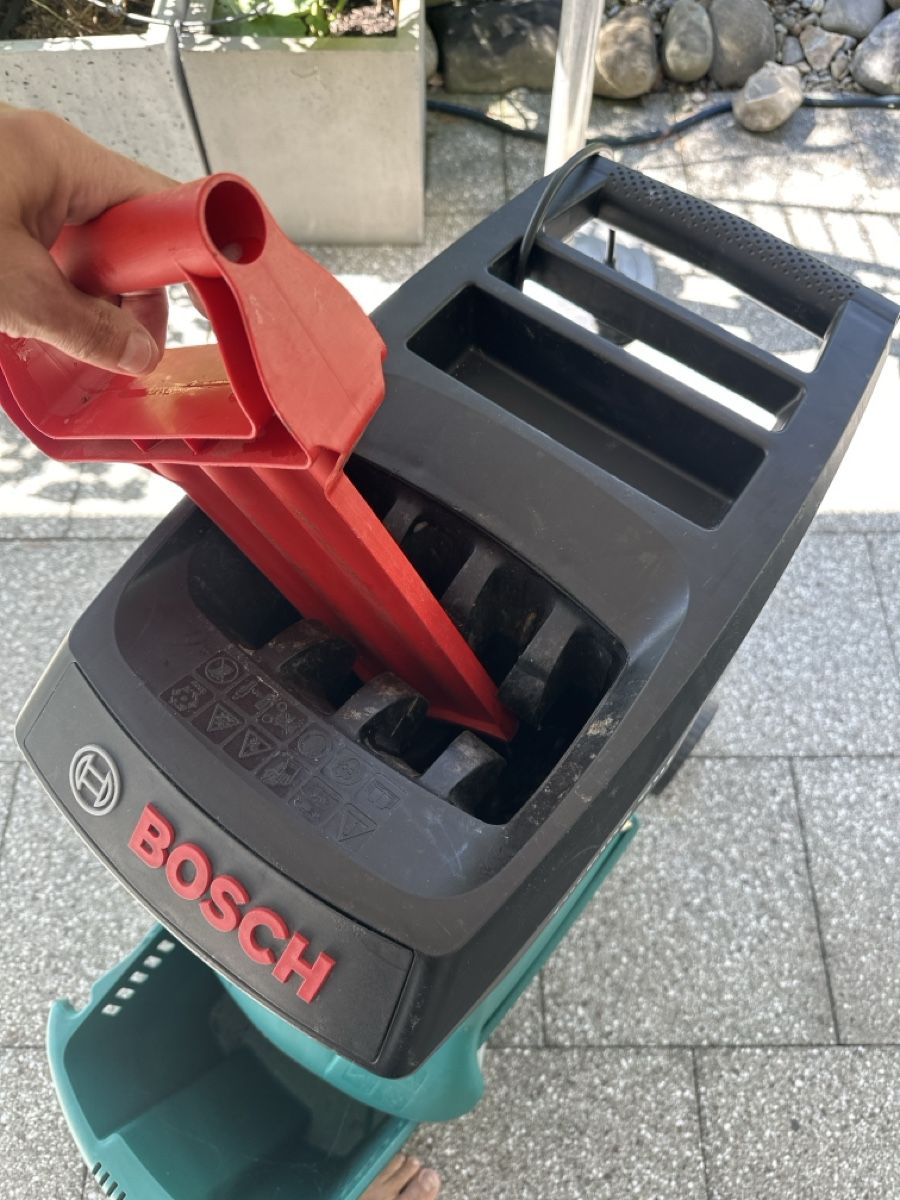 Bosch Trinciatrici: BOSCH Gartenhäcksler gebraucht – Usato da Lauerz venduto da RogerH05 3