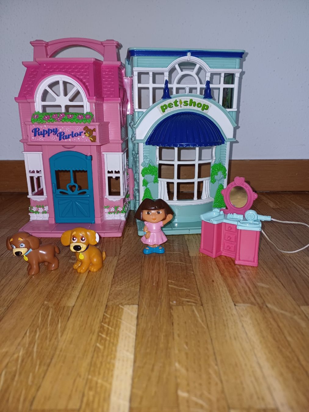 Spielzeuge: jouet vintage dora exploratrice  – Gebraucht aus Lausanne von RUBY.1990