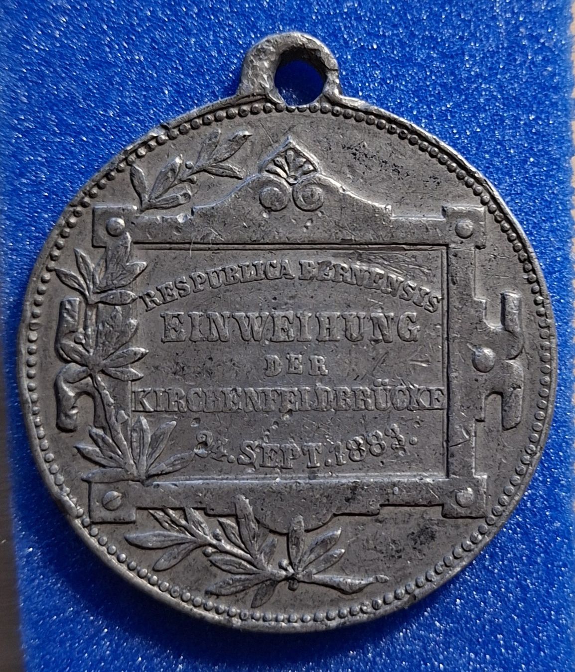 Medaillen: Gedenkmedaille Einweihung Kirchenfeldbrücke 1884 Bern – Gebraucht aus Siebnen von Leissav 1