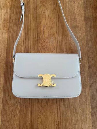 Celine Triomphe Tasche Beige 