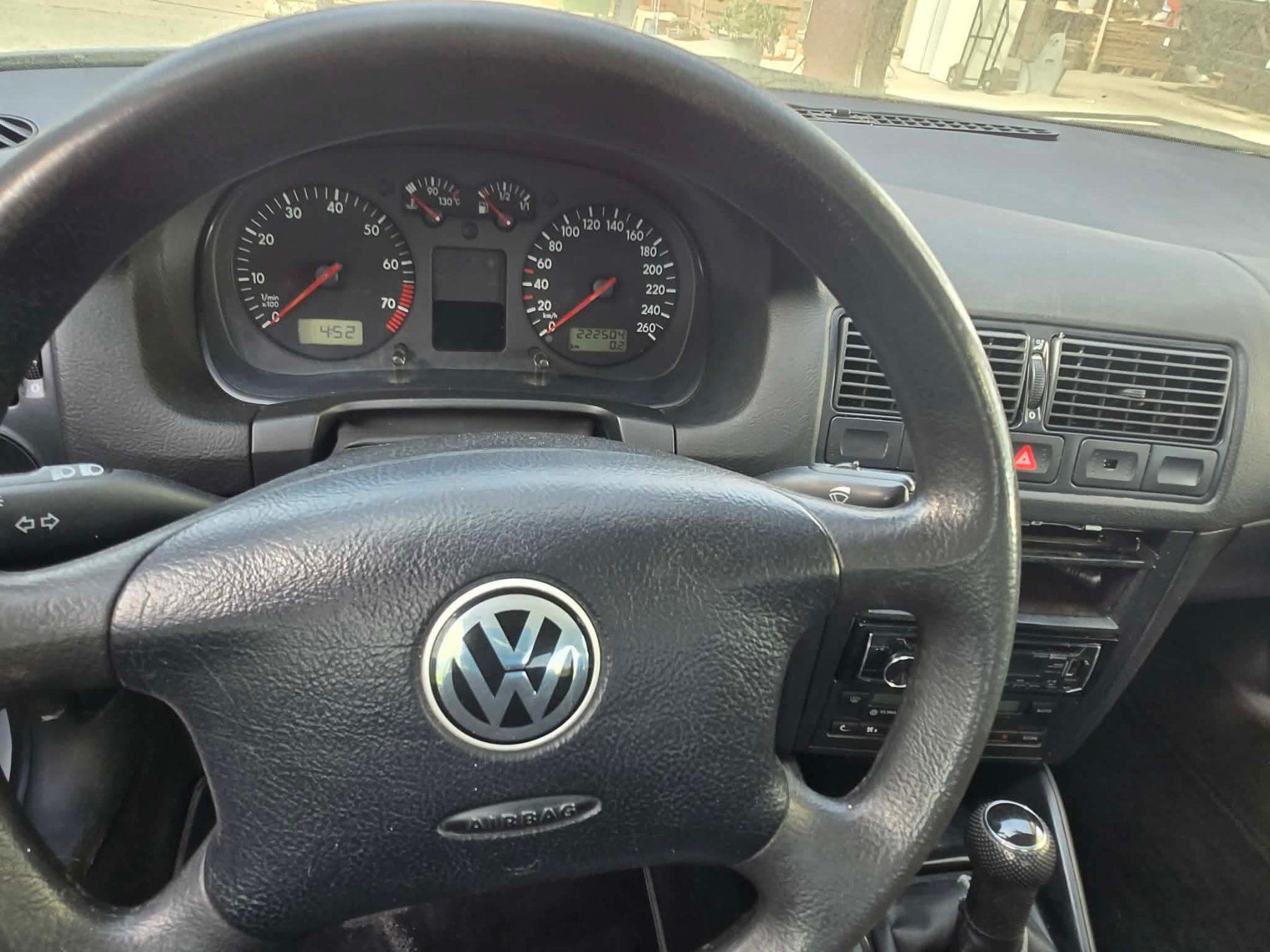 VW Autos: VW Golf IV 2.0l – Gebraucht aus Siebnen von kar_n5st 7