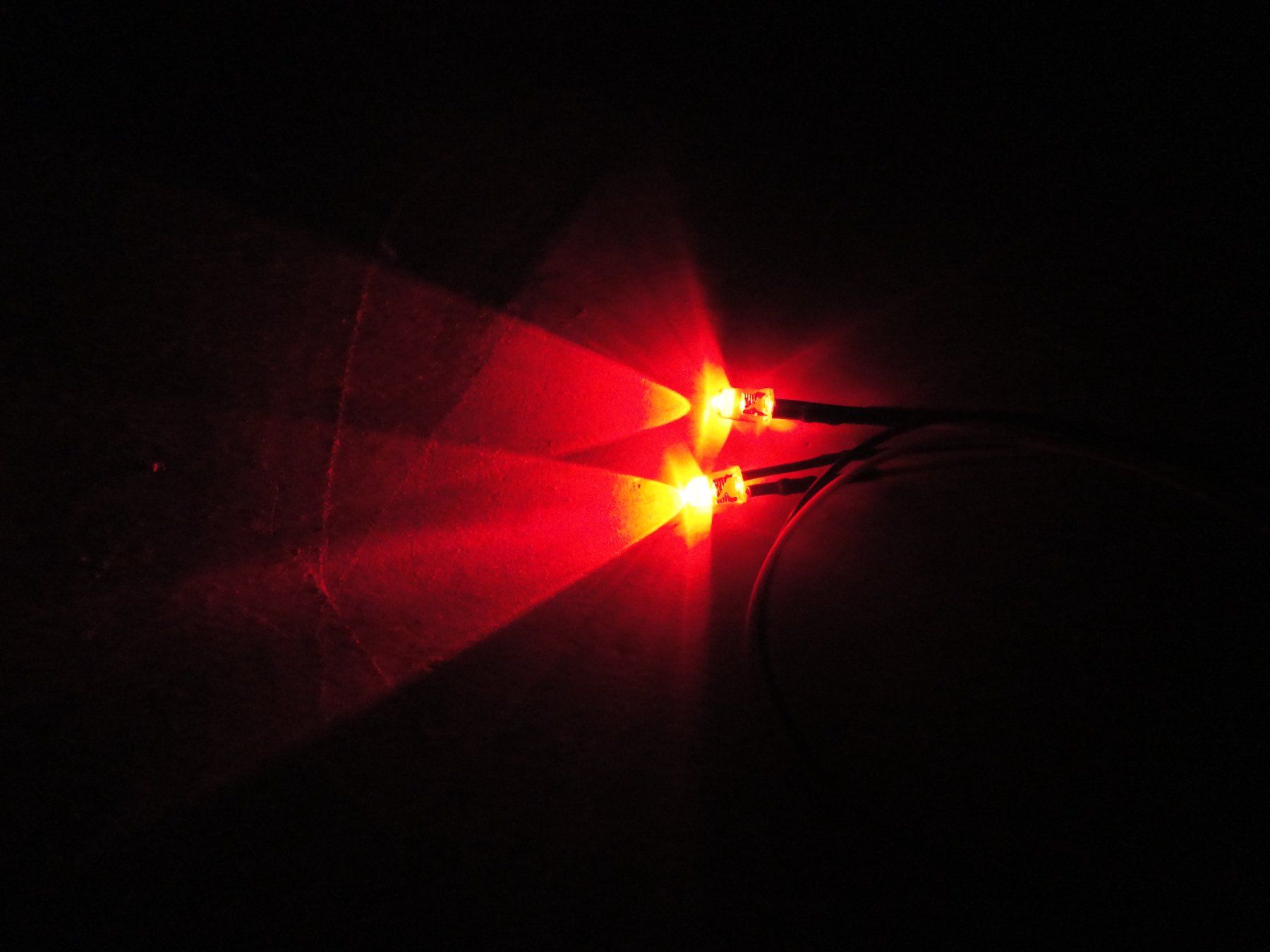 Modellismo RC: Pichler LED 5mm Rot, Neu, ! – Nuovo e nell'imballaggio originale da Horgen venduto da RcModell 1