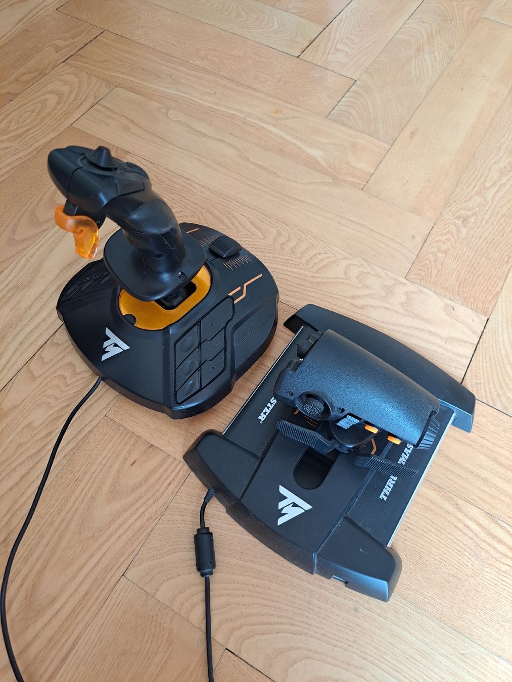 Thrustmaster Controller: Thrustmaster T.16000M FCS HOTAS mit Throttle – Gebraucht aus Zürich von TheRuven 2