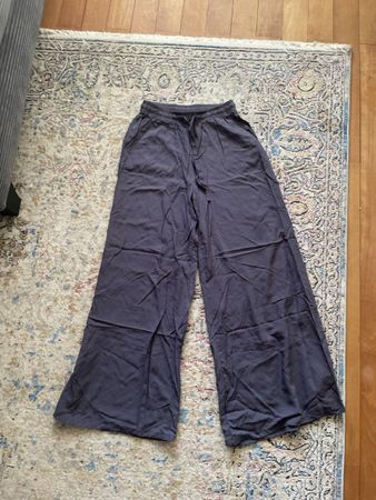 Wunderschöne violette Baumwollhose Grösse S
