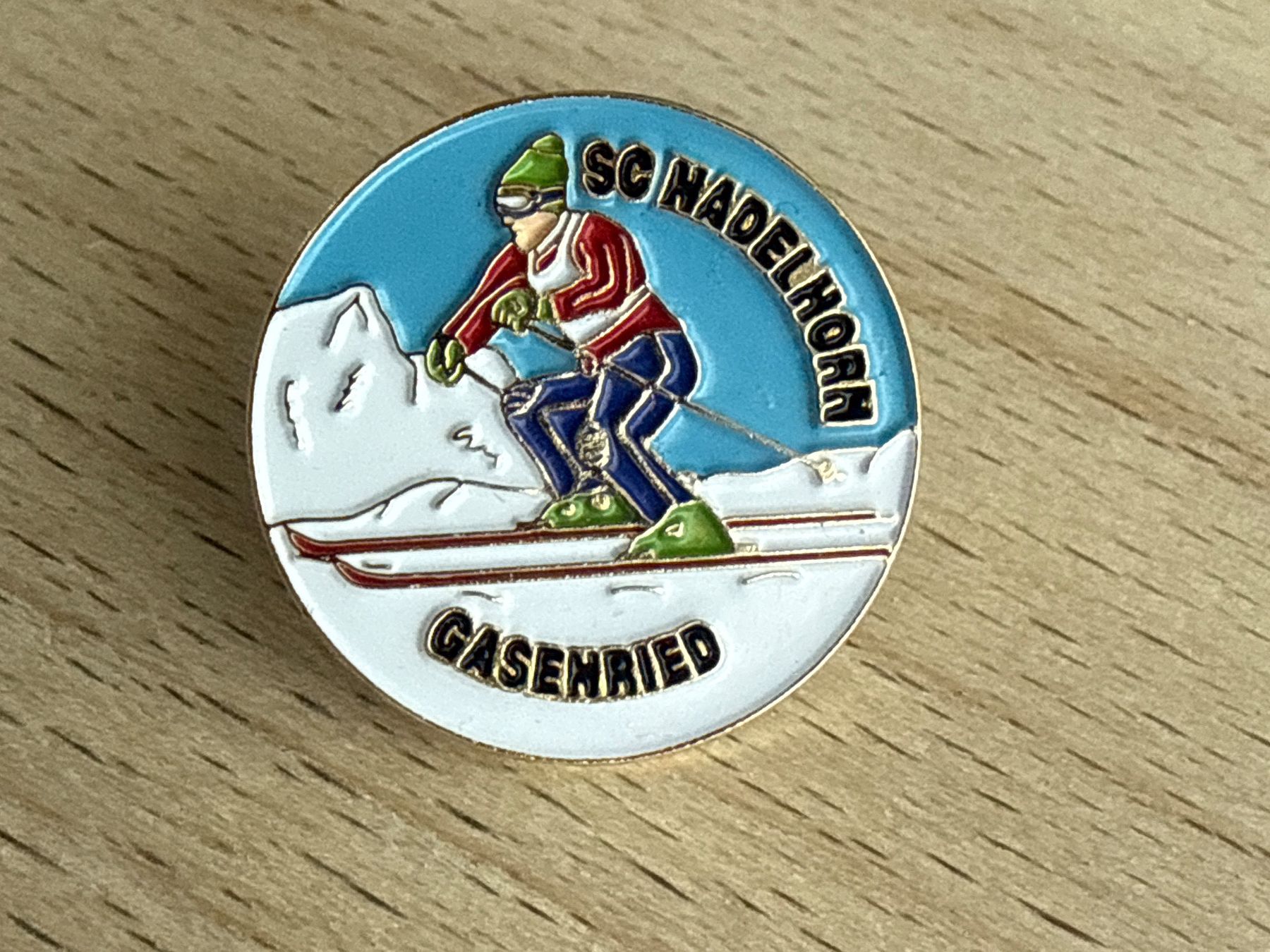 Plaketten & Abzeichen: Pin SC Nadelhorn Gasenlied – Gebraucht aus Glattbrugg von Schweigmatt