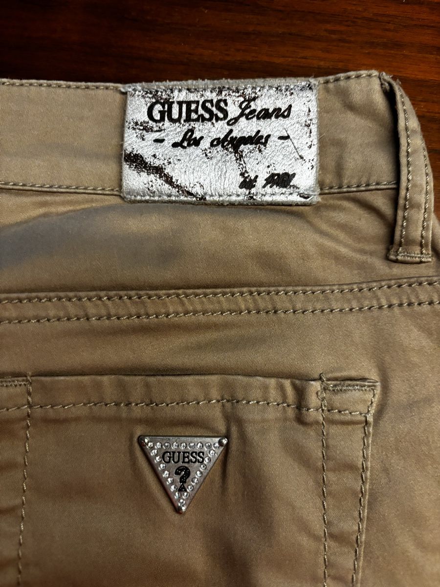 Guess Pantaloni: Guess – Nuovo (secondo la descrizione) da Pully venduto da Kalissa 4
