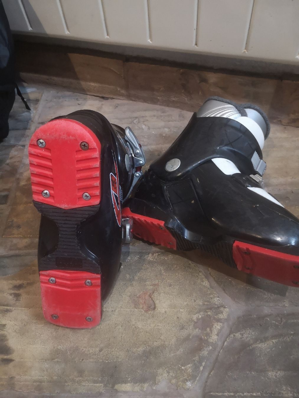 Scarpe per ragazzi: Dalbello Skischuhe Grösse 30 Kinder – Usato da Uetikon am See venduto da James81p 1