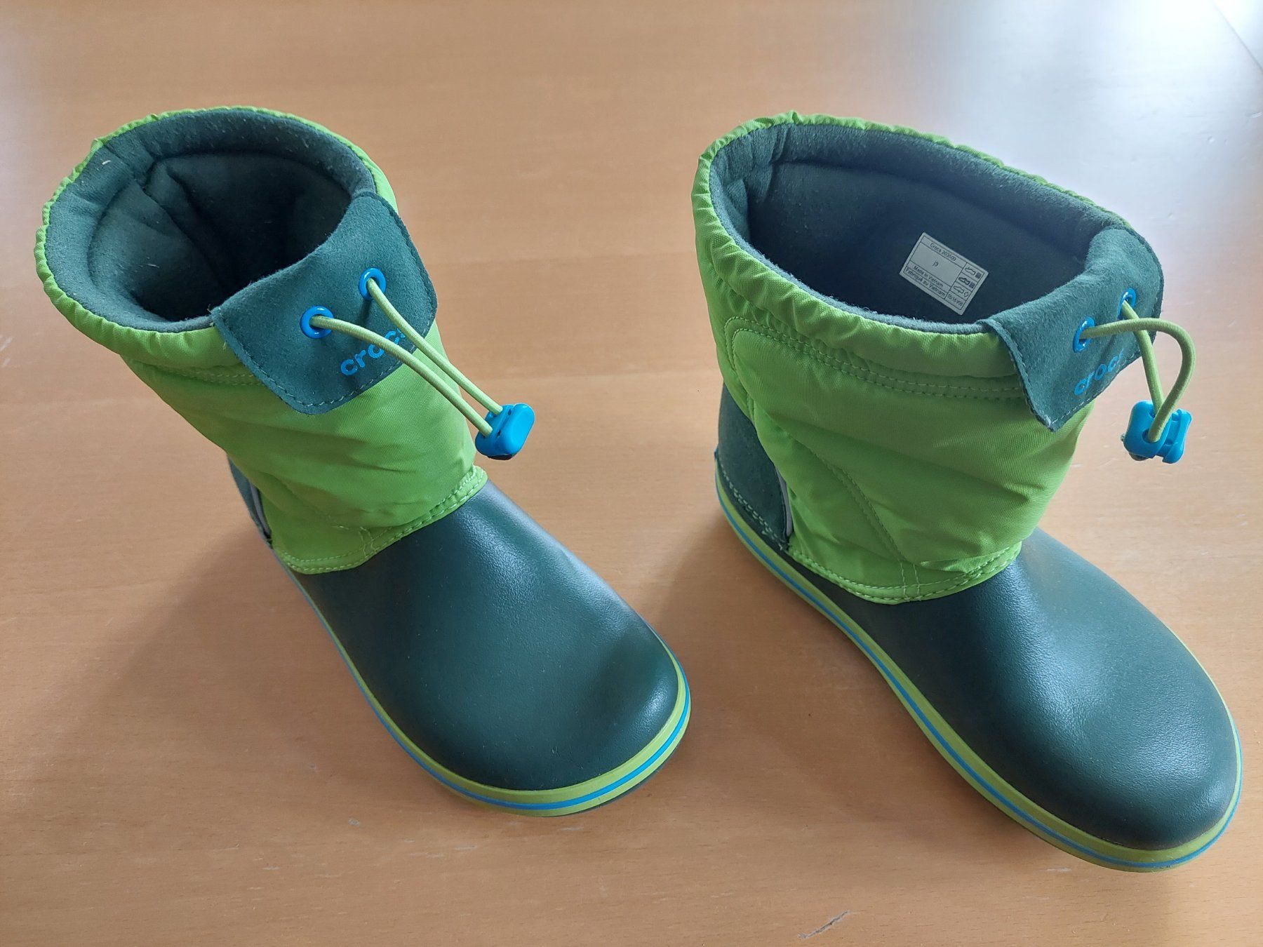 Crocs Scarpe per ragazzi: Crocs Winterstifel-Regenstifel  Gr.34-35 – Usato da Zürich venduto da meymano 4