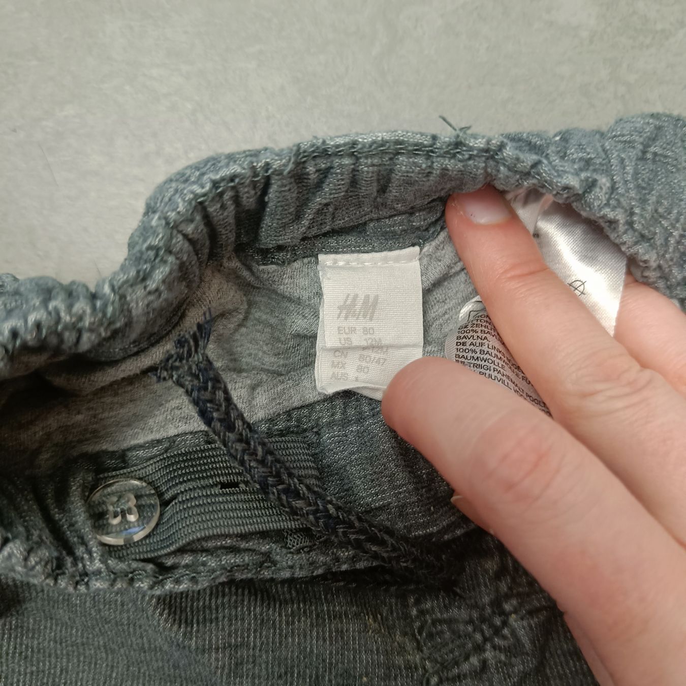 H&M Hosen: Hose Grösse 80 – Gebraucht aus Jaberg von urig17. 1