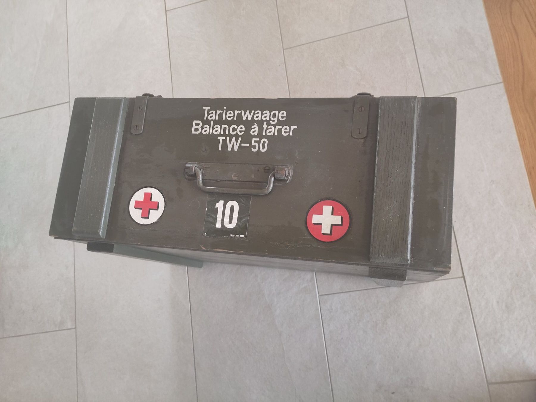 Accessori da laboratorio: Schweizer Armee Apothekenwaage – Usato da Aarwangen venduto da Riverman 2