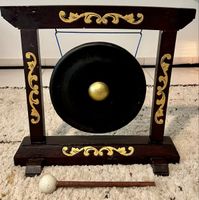 Grosser Traditioneller Buckel Gong Feng Gong