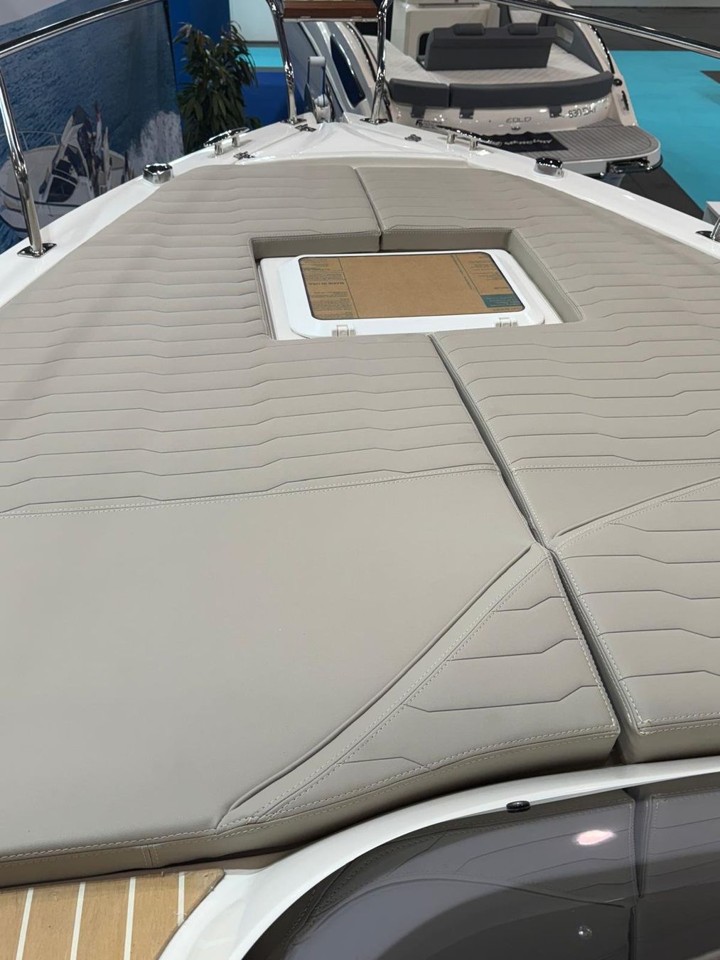 Eolo Barche: Motorboot Eolo 6.9 EL – Nuovo e nell'imballaggio originale da Kriens venduto da monte06 4