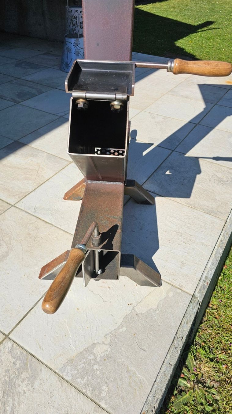 Grills: Raketenofen, Dutch Oven, Grill,BBQ – Gebraucht aus Egerkingen von Adidi0 6